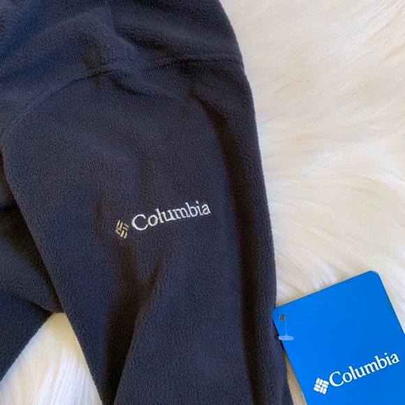 Columbia Arctic Air Black Fleece Hoodie - Picture 2 of 6